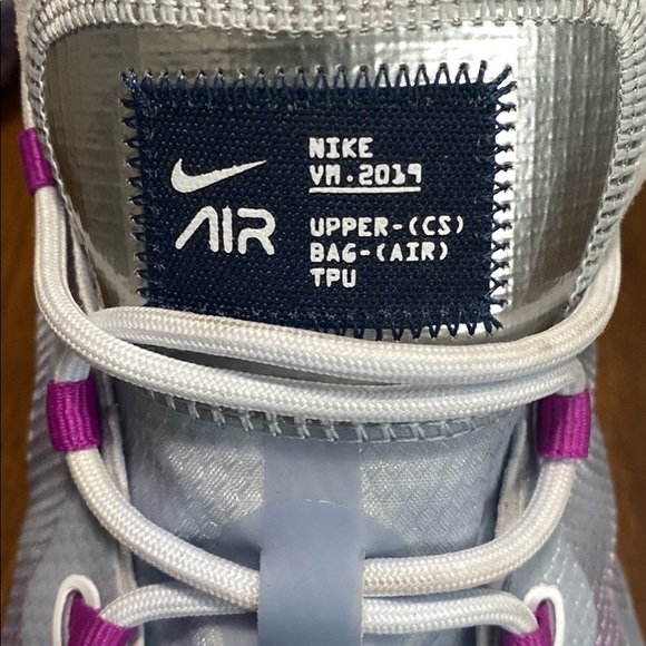 Women’s Nike Air Vapormax 2019 - Picture 6 of 6
